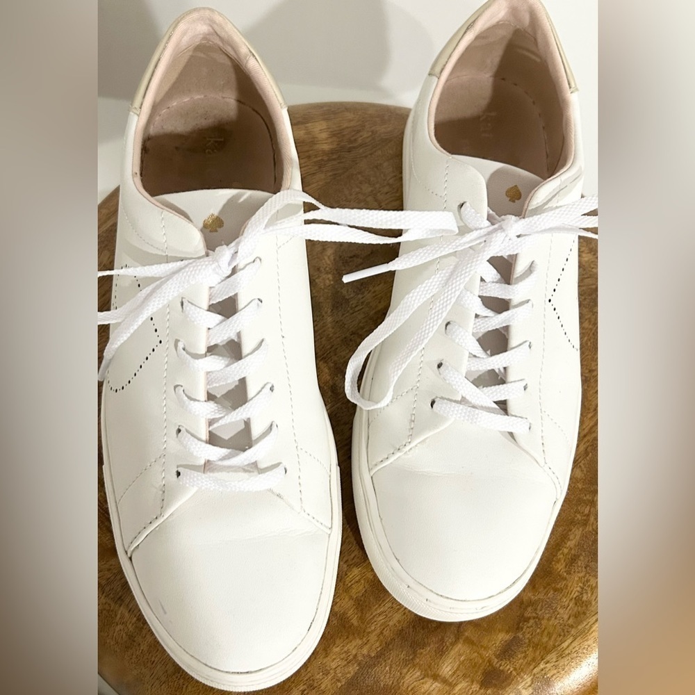 Kate Spade Angelise Leather Sneakers White/Gold Perforated‎ 9 - Picture 2 of 10